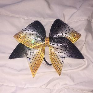 TGLC cheer bow
